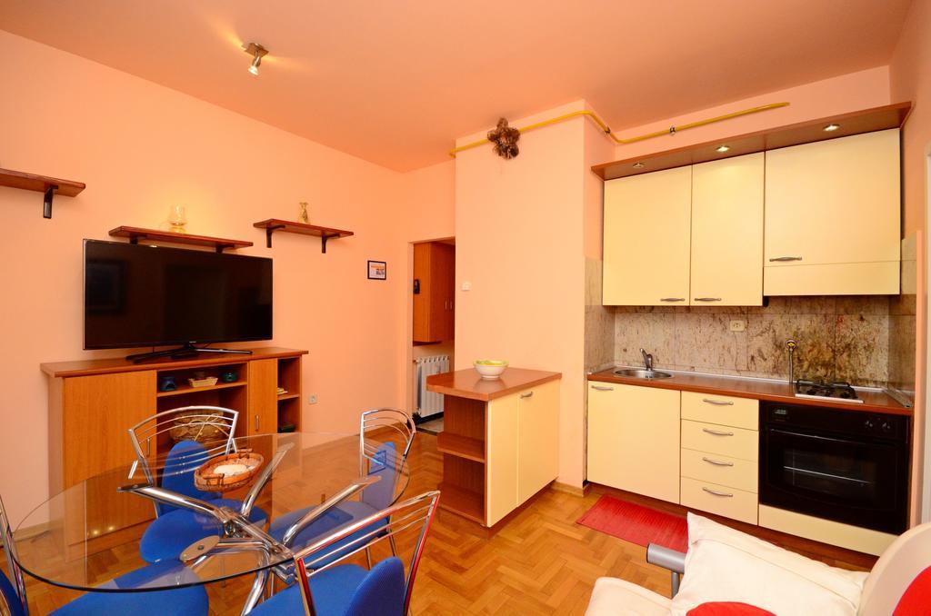 Apartment Blazenka Pula Extérieur photo