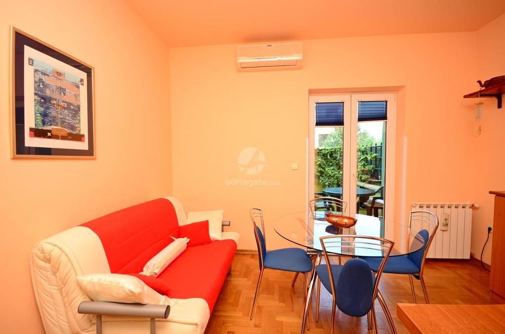 Apartment Blazenka Pula Chambre photo