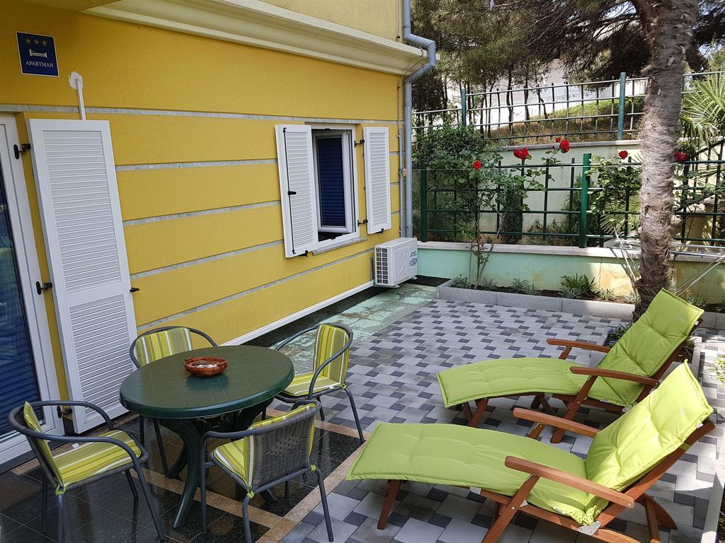 Apartment Blazenka Pula Extérieur photo