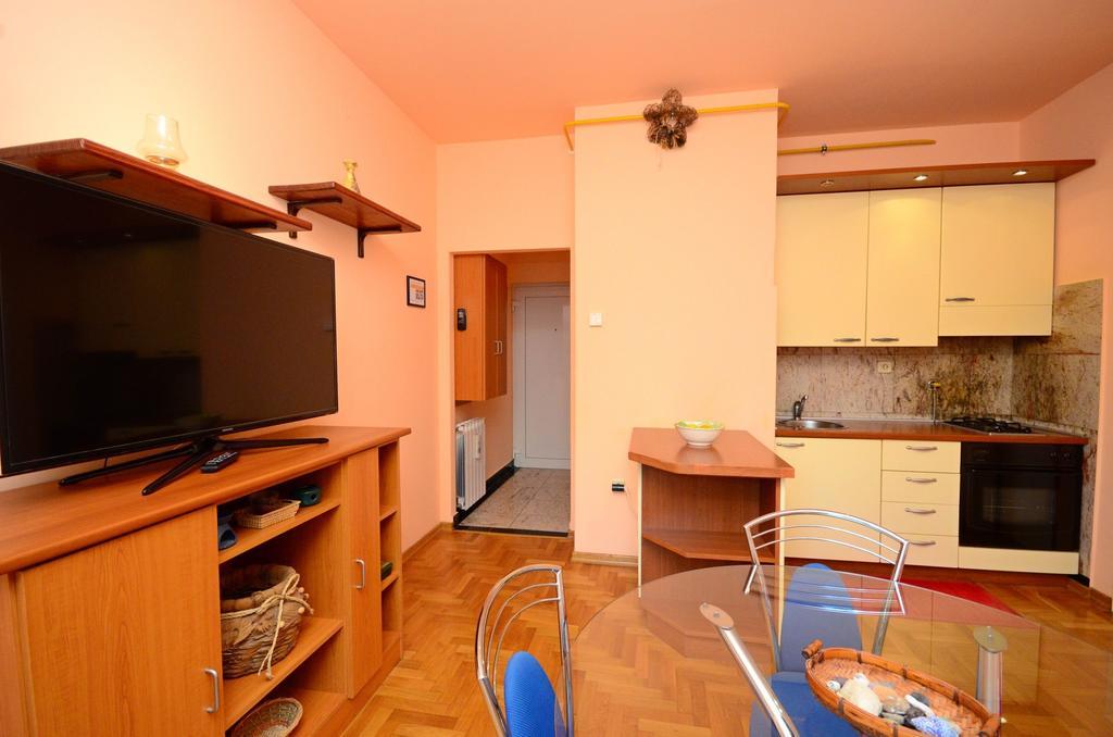 Apartment Blazenka Pula Extérieur photo